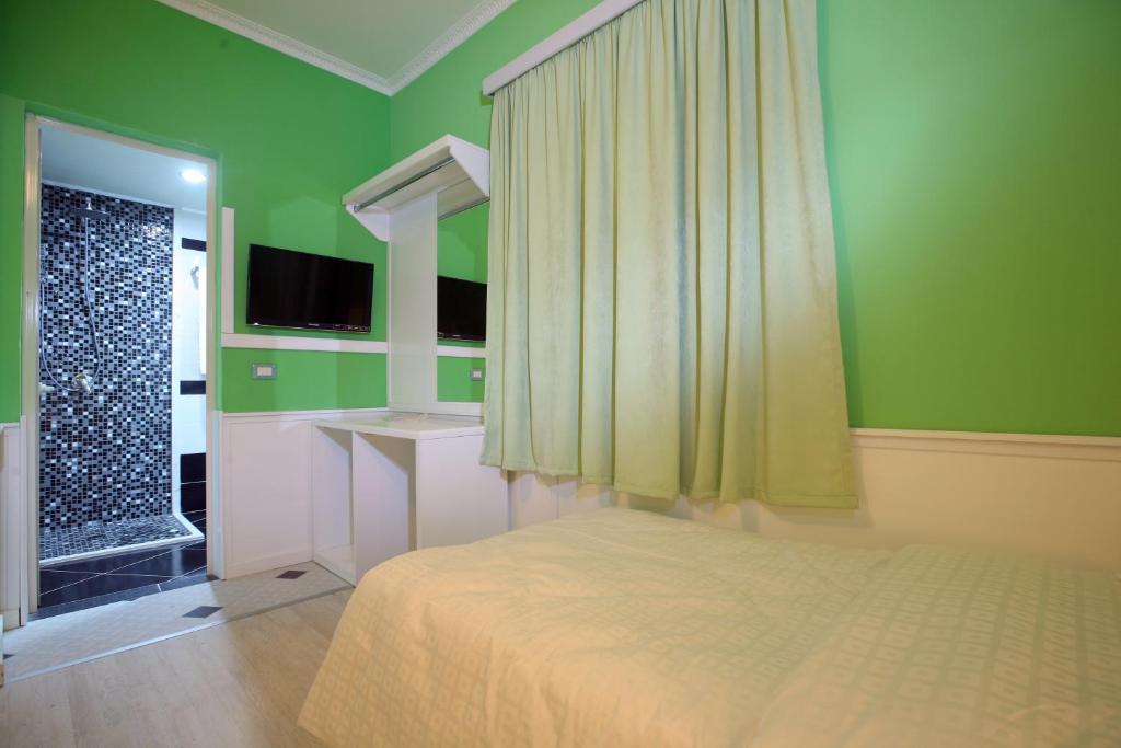Hotel Kastria Tirana Extérieur photo