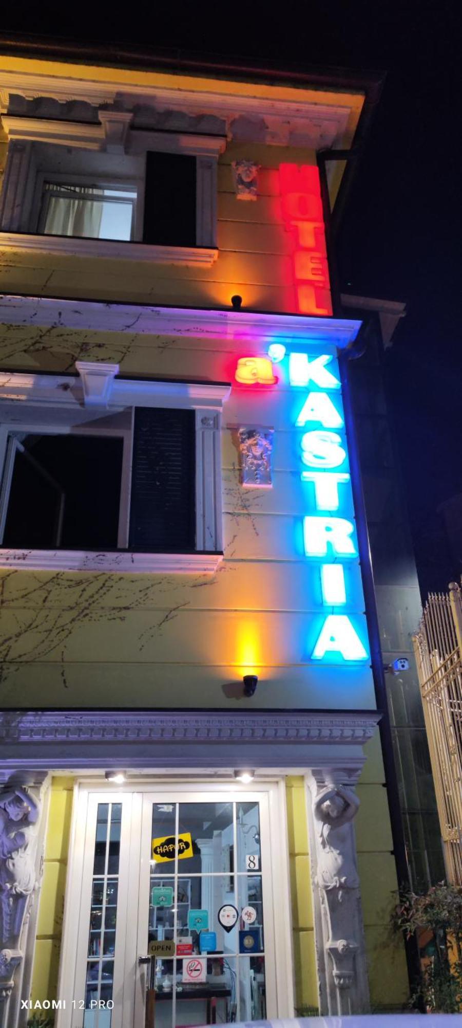 Hotel Kastria Tirana Extérieur photo