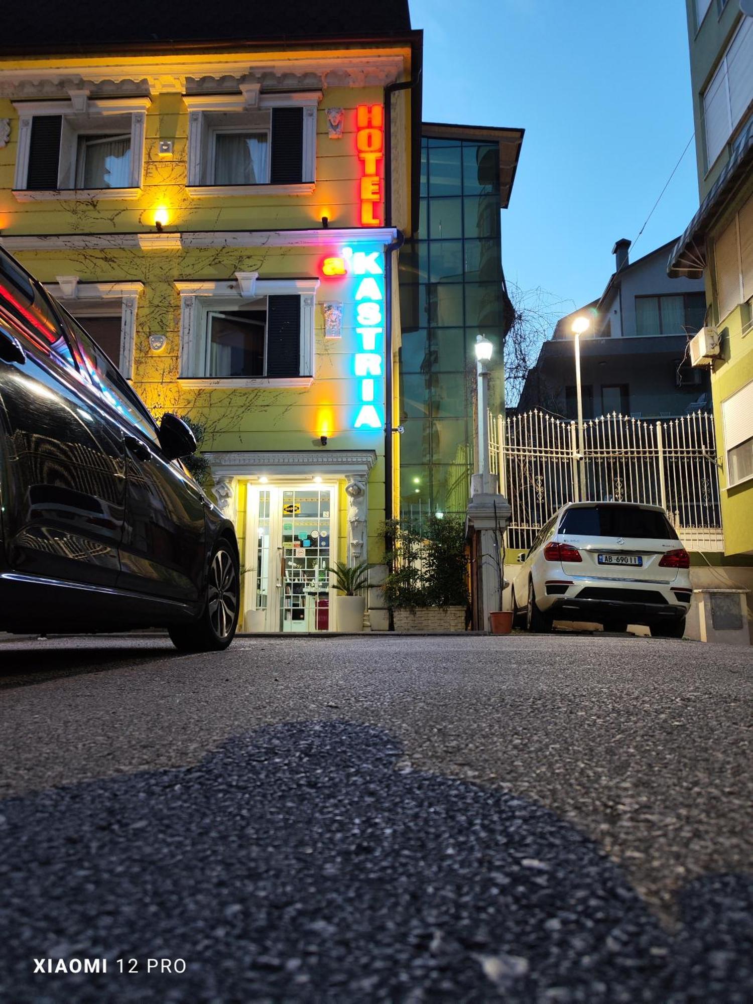 Hotel Kastria Tirana Extérieur photo