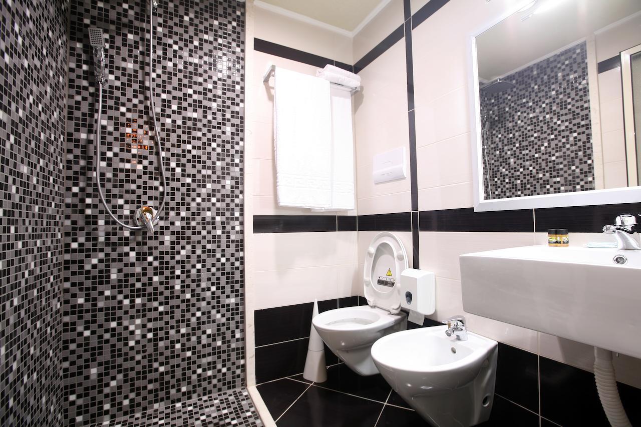 Hotel Kastria Tirana Chambre photo
